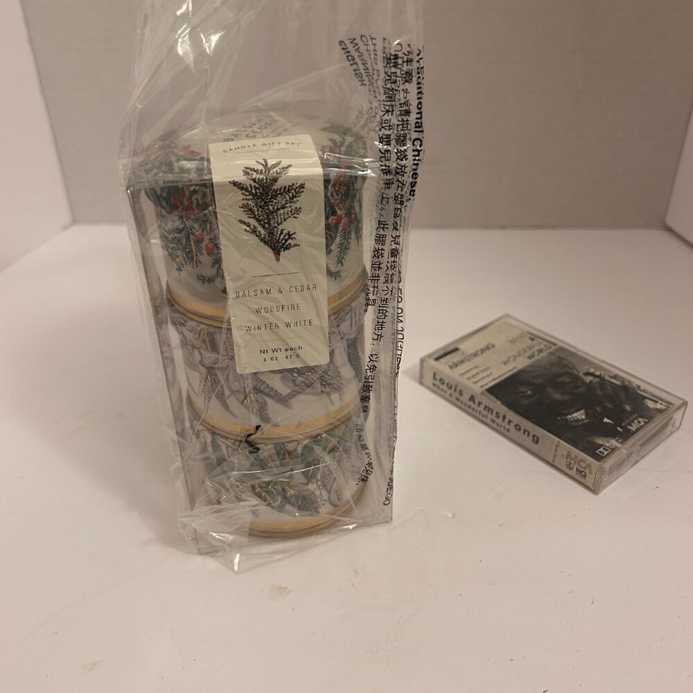 Illume Candle Gift Set – Balsam & Cedar, Woodfire & Winter White – 3 Tin Candle - Picture 2 of 4